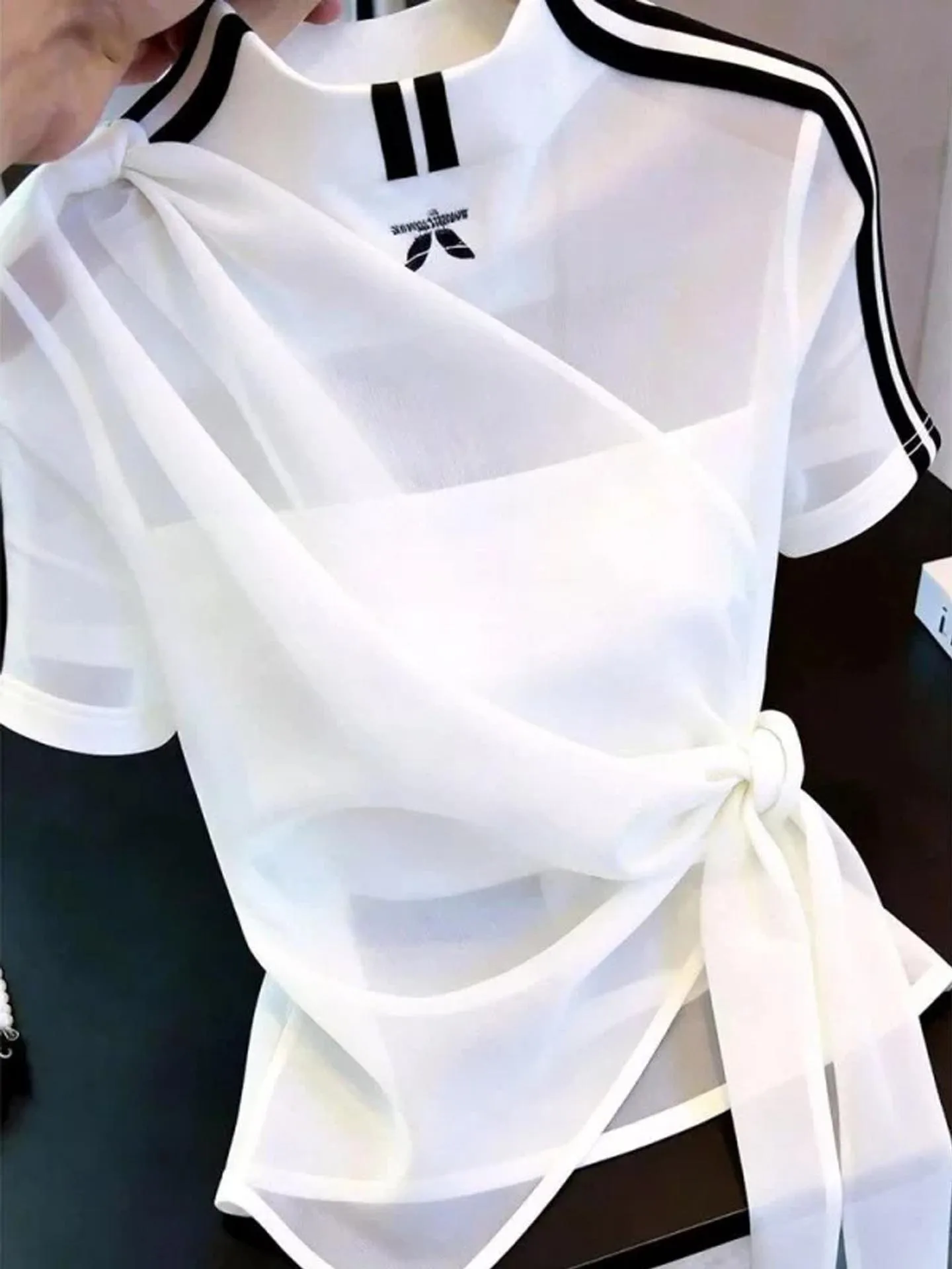Slim Fit Short Sleeve T-Shirt Women's Thin Luxury Waist Cinching Stand Collar Commute Design Beautiful Unique Korean Style Top