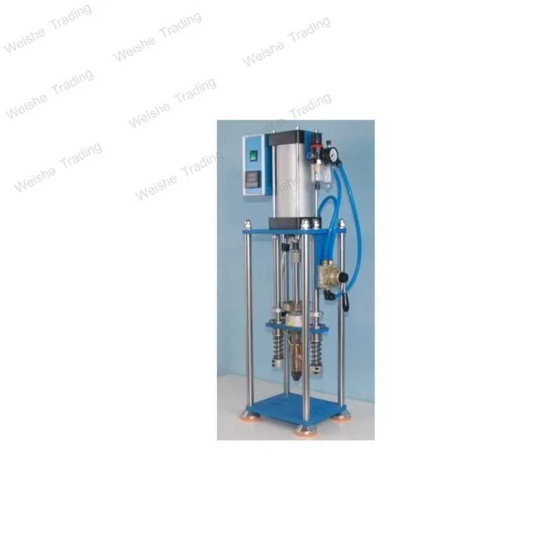 30G desktop injection molding machine Small pneumatic injection molding machine pp pe abs ps can be injected.