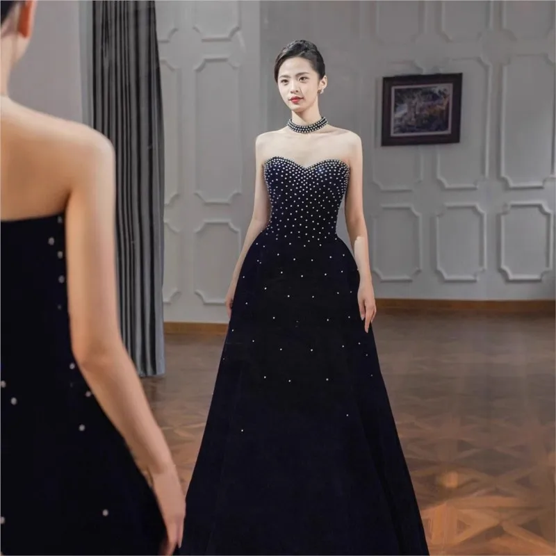 Strapless blue toasting banquet niche design dress