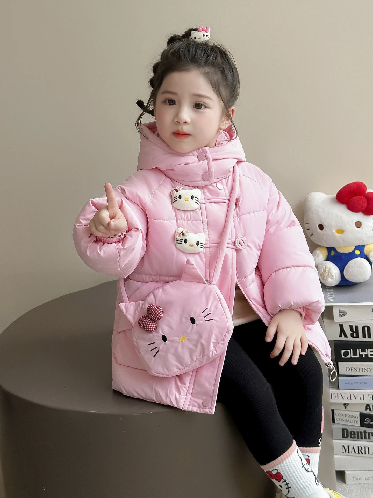 

Хлопковая куртка для девочек, зимняя одежда 2025, новая модная утепленная куртка средней длины для малышек