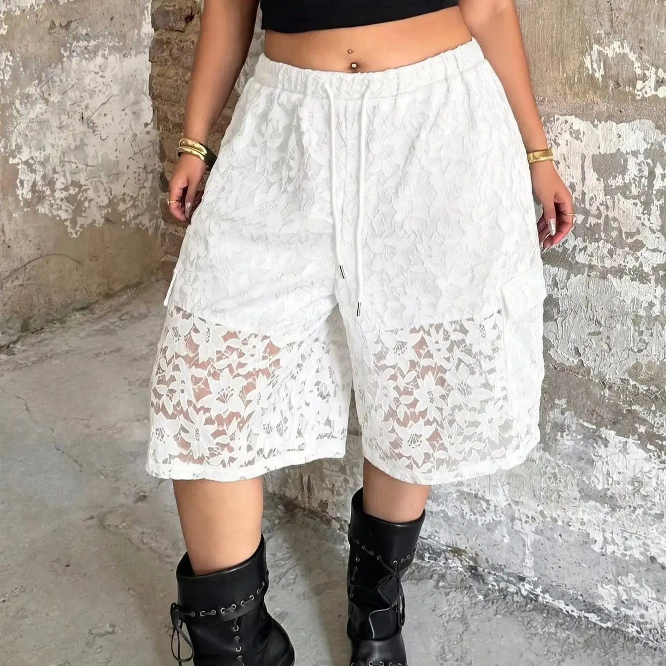 Plus-Size Damen Spitzen-Cargo-Bermudashorts, Sommer-Shorts mit elastischem Kordelzug in der Taille, ausgeschnittenem Blumenmuster und knielanger Länge, Y2K Streetwear – Detail 4