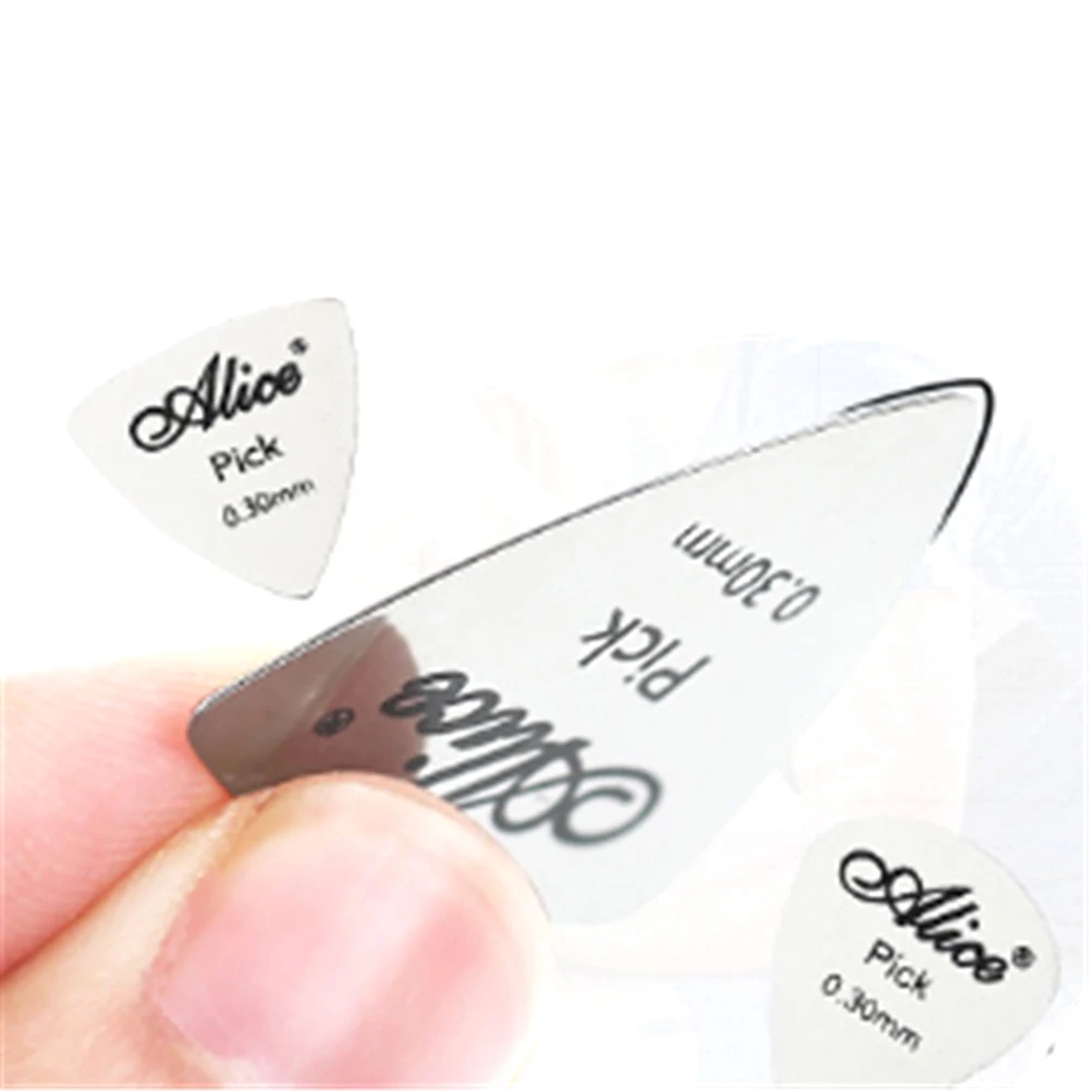 100% Brand New and High Quality Metal Guitar Pick 0.3mm Thin for Both Starters and Professionals Bass Ukelele Guitar Picks