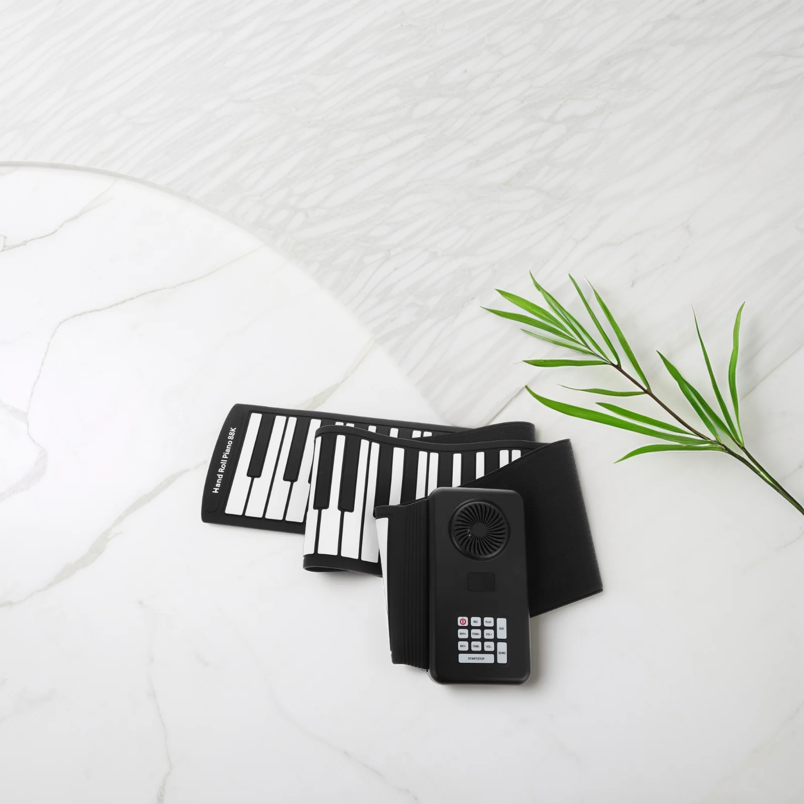 

88 Keys H Rolled Piano Foldable Electronic Keyboard Portable Travel Silicone Gel Built in Speaker Powered
