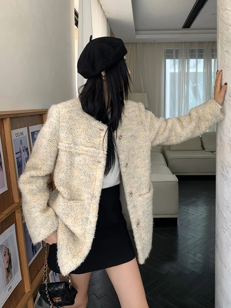 

Buou Woolen Chic Sle Women's Jaet Mid-Length Spring Autumn round Ne Original Design Firework Button Faionable Top