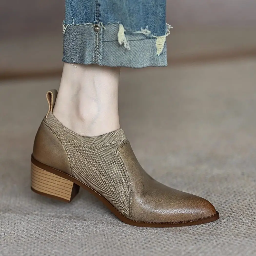 

Scarpe basse primavera autunno da donna stile vintage cinturino con punta profonda che unisce stivaletti in morbida pelle