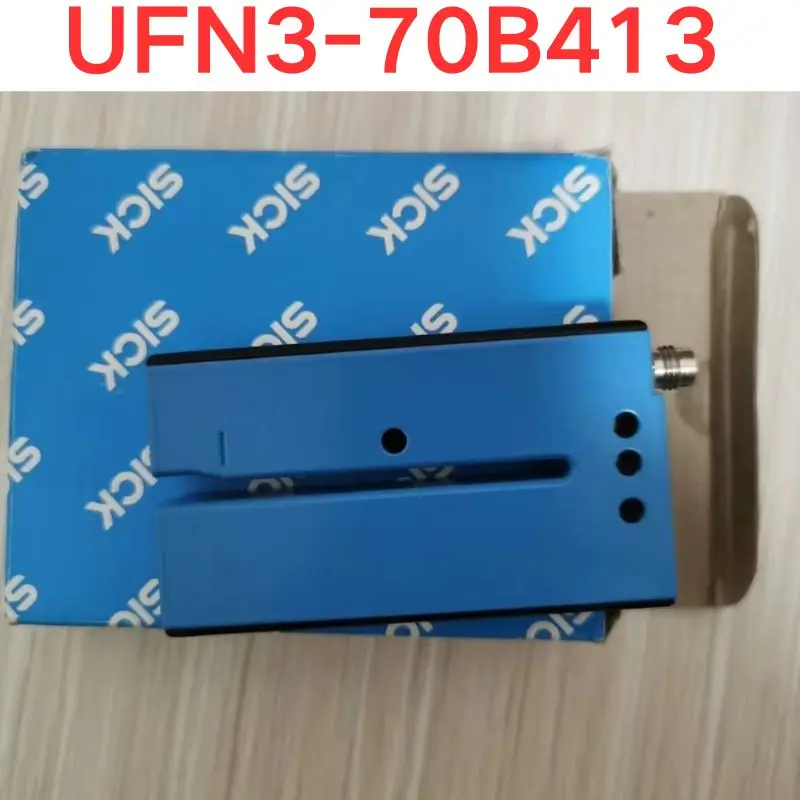 brand-new  Ultrasonic sensor UFN3-70B413