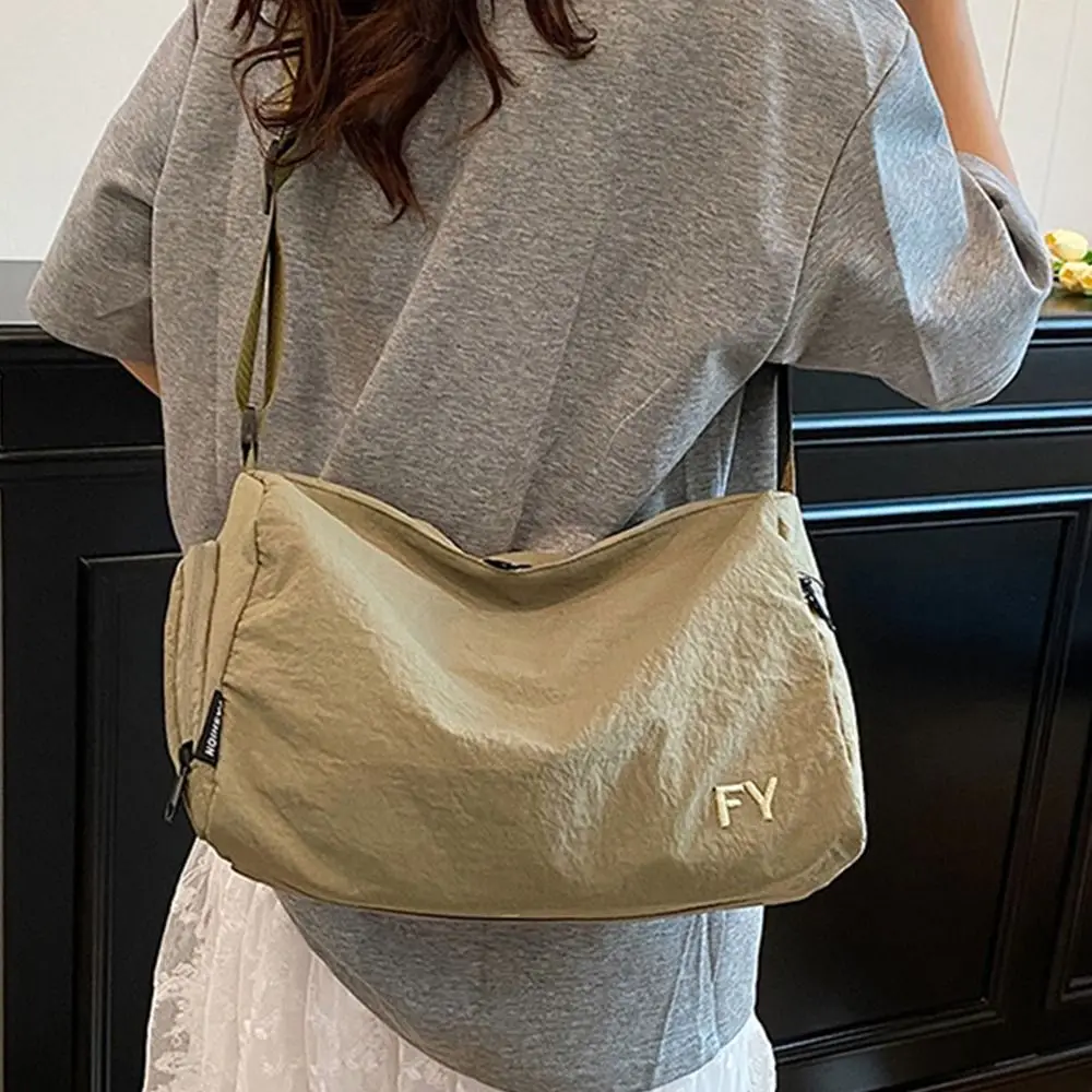 

Korean Style Square Message Bag Large Capacity Causal Nylon Crossbody Bag Solid Color Quick-dry Sports Shoulder Bag Outdoor