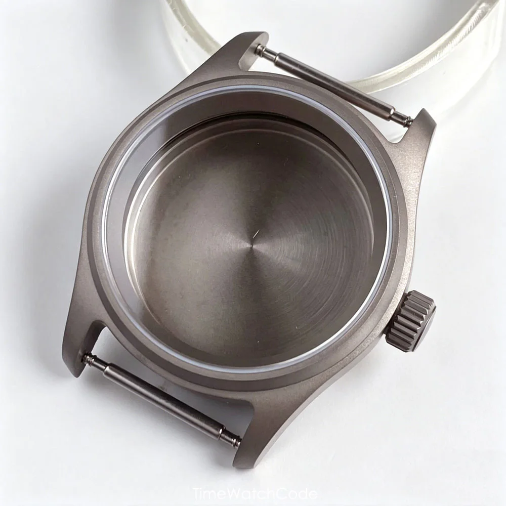 Vintage Piloten-Uhrengehäuse aus Titan/316L-Stahl für NH34 NH35 NH36 NH38 NH70 PT5000 ETA2824 Miyota8215 mit Saphirglas, Wasserdicht – Detail 1