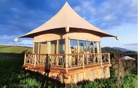 Steel Frame Canvas with Bathroom Air Condition Glamping Safari Tent for Resort