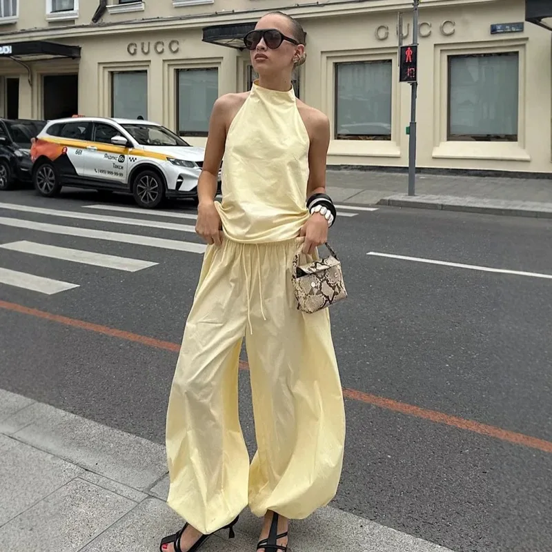 

Tsiisd Fashion Women's Trousers Sets Halter Neck Backless Top Baggy Pants Elegant Luxury Commuting Party Outfits Female New 2026