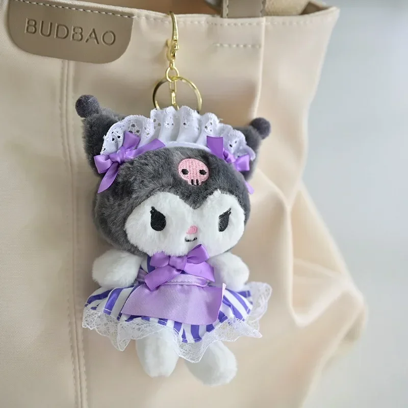 Sanrio llavero de felpa Cinnamoroll Kuromi Melody dibujos animados lindo muñeca mochila ornamento Kawaii juguete Anime accesorios regalo de Navidad