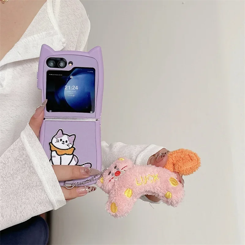 Embroidered Cat Phone Case for Samsung Galaxy Z Flip 6 5 4 3 Protective Back Cover for ZFlip4 ZFlip5 ZFlip6 Case