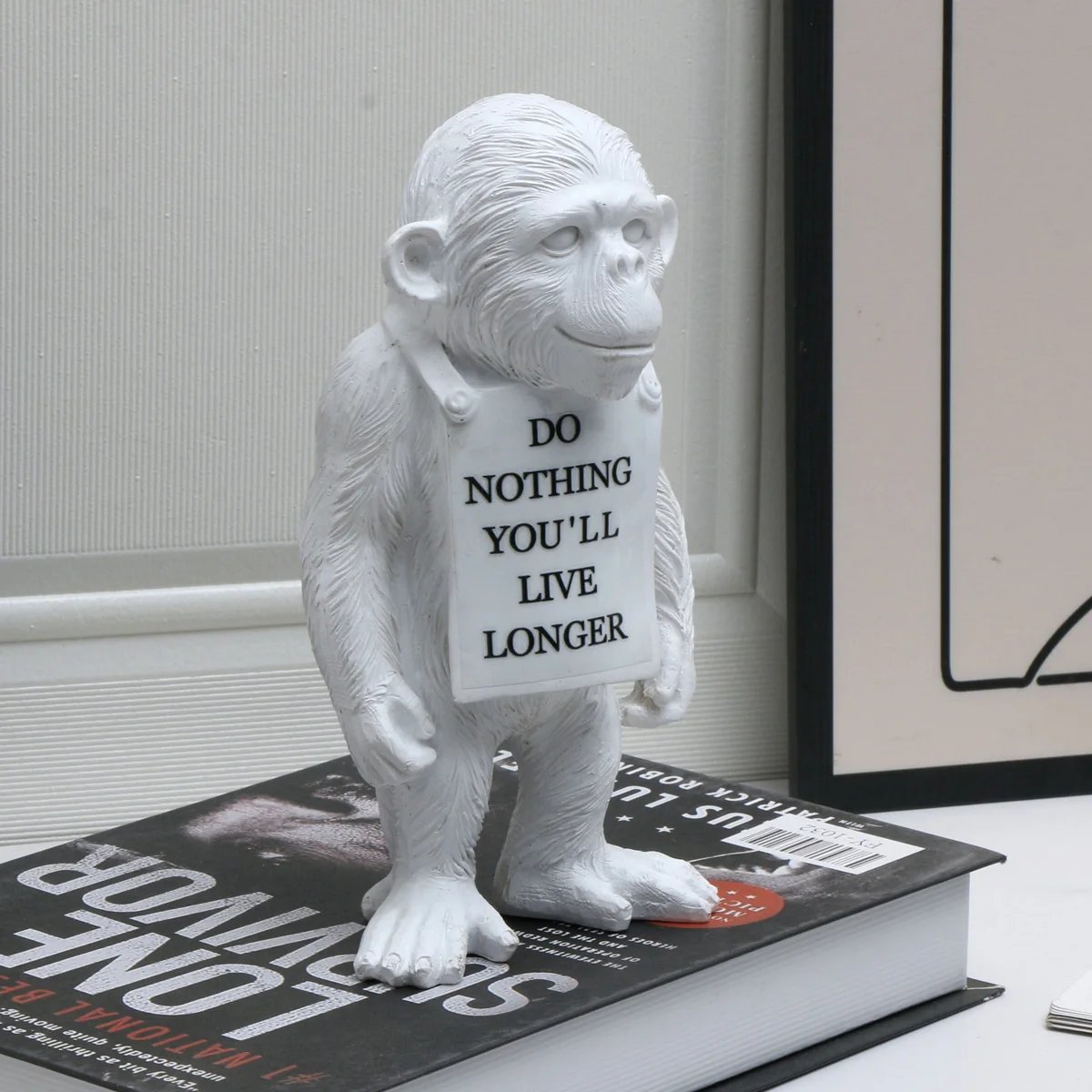 Affe Gorilla Skulptur Heimdekoration Kreative Dekoration Schwarz-Weiß-Tag Moderne DIY Stimmungsbrett Kreative Einrichtung – Detail 5