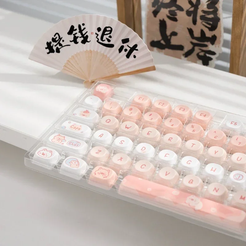 

132 Keys Pink Pig Keycaps Custom PBT MOA Profile Keycap Cute Anime Artisan Smooth KeyCaps for Gaming Crush80 Mechanical Keyboard