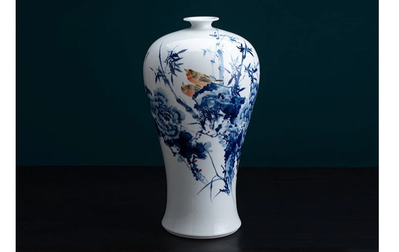 Jingdezhen ceramic blue and white porcelain ornament hand-painted and colored ceramic vase decoration
