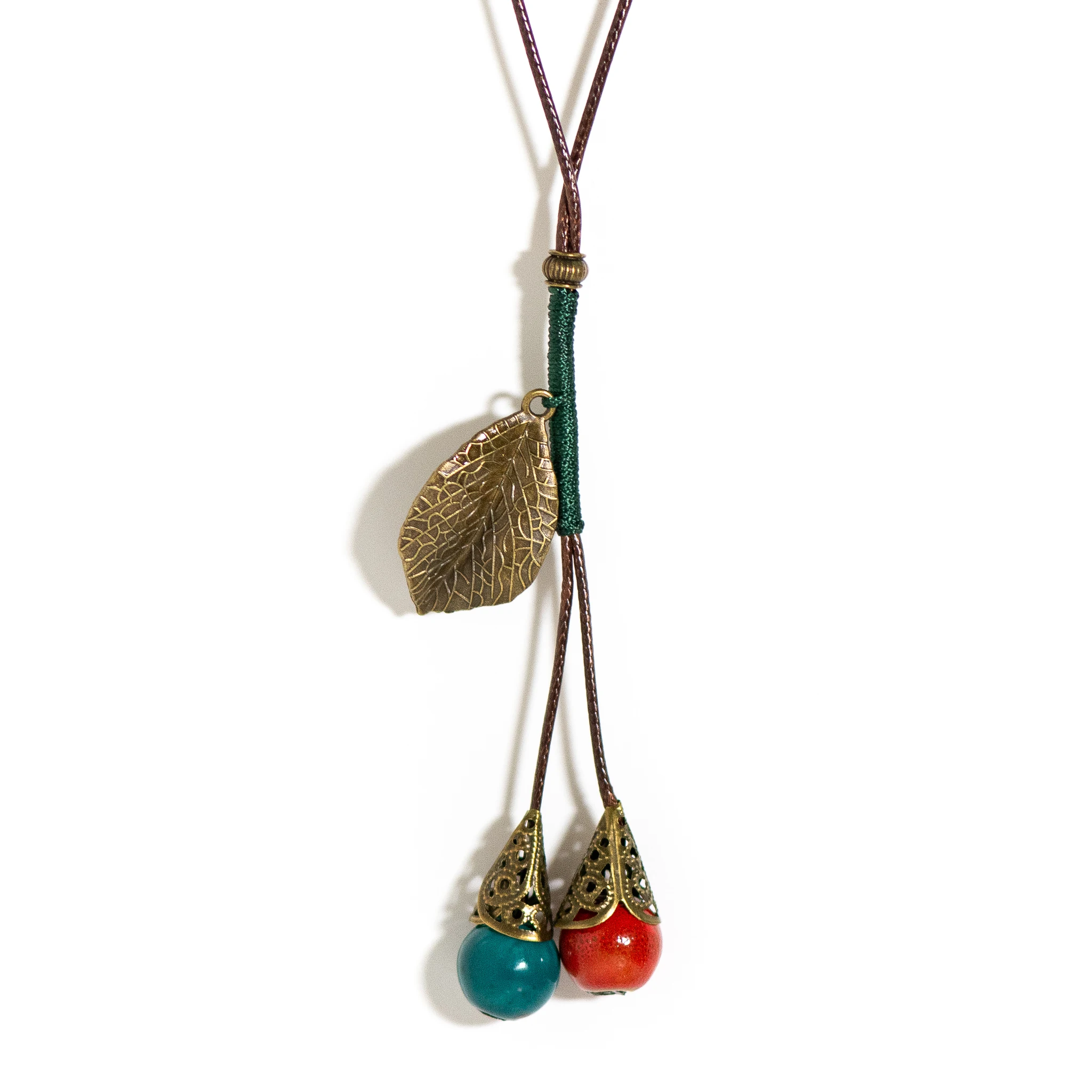 Collar de hojas hecho a mano Vintage bohemio, colgante de cuentas de cerámica, productos a granel, venta al por mayor, collar para mujer 2X444