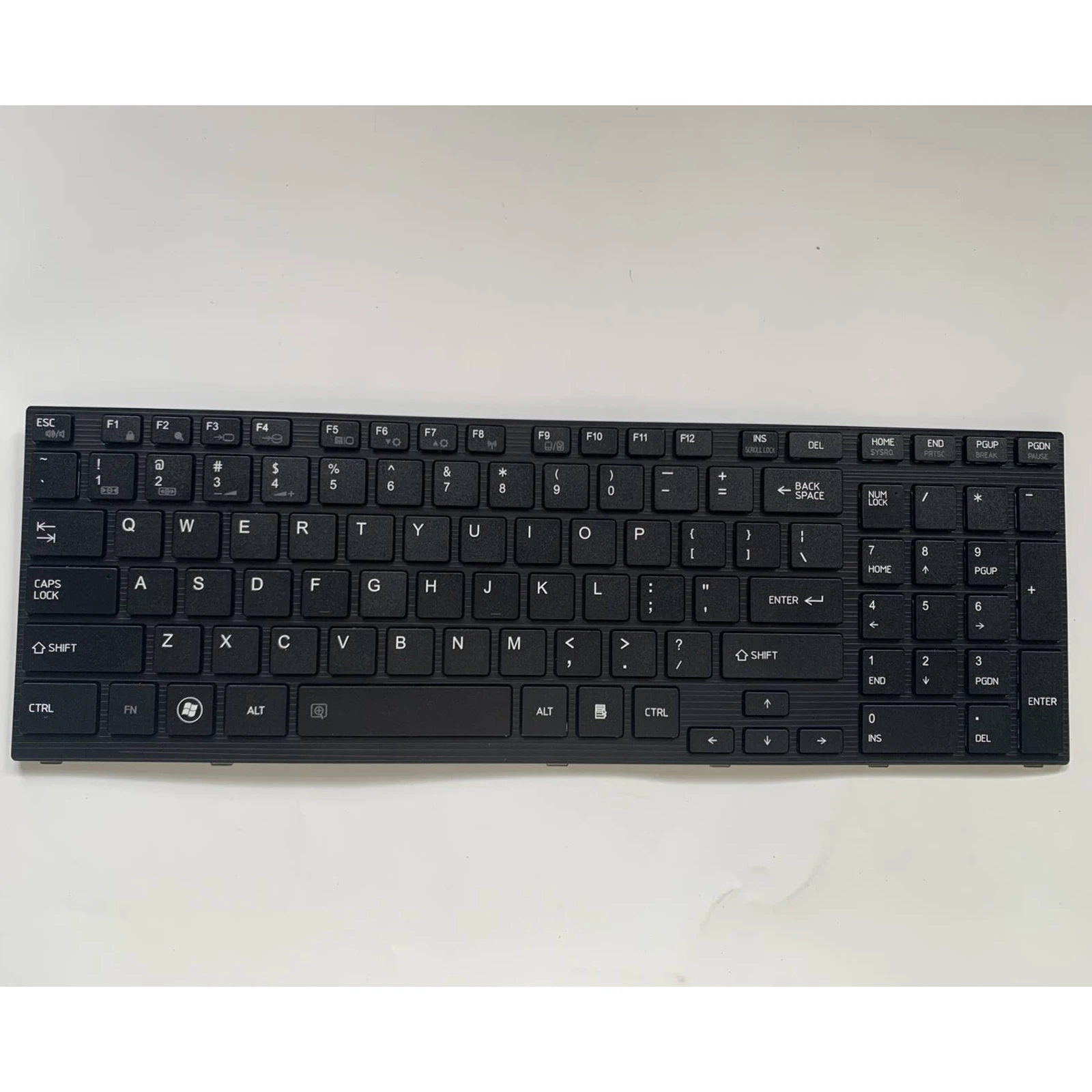 

Laptop keyboard US Layout for Toshiba Satellite A660 A660D A665 A665D