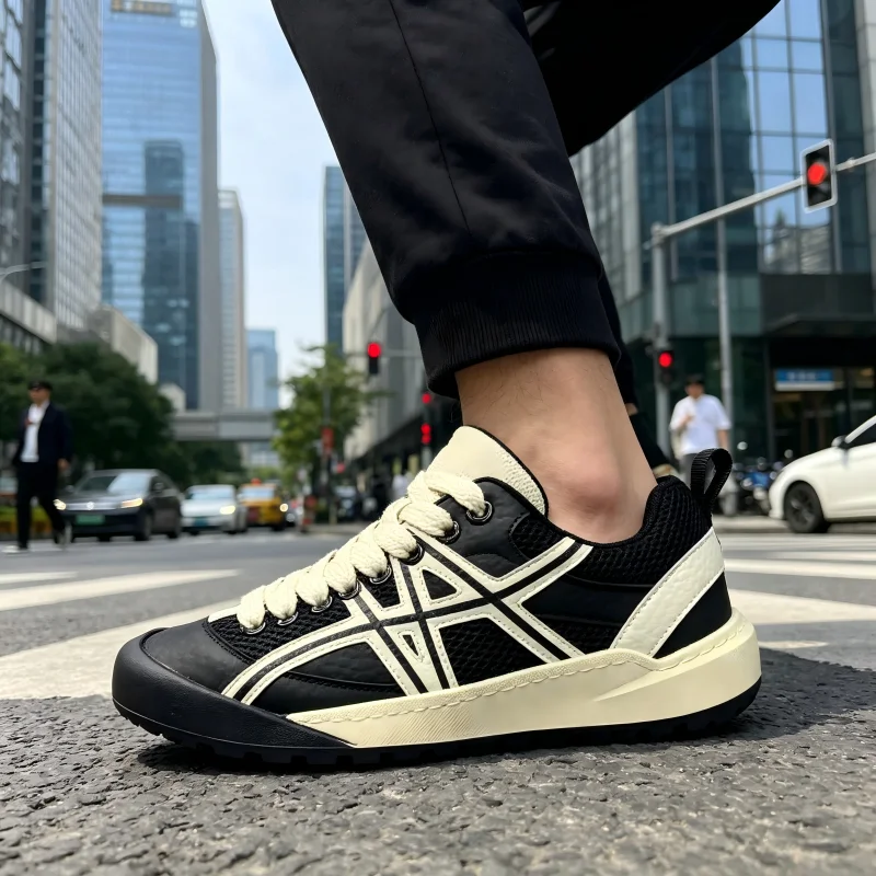 

Men's Breathable Mesh Casual Sneakers Retro Striped Non‑slip Rubber Sole Fashion Street‑wear Walking Shoes Size 39‑44