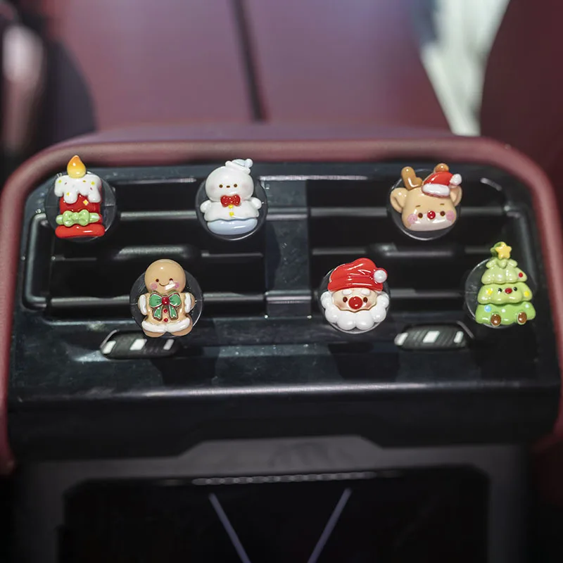

6PCS Santa Claus Car Air Outlet perfume Aromatherapy Air Conditioner Air Outlet Adorable Christmas Personalized Car accessories