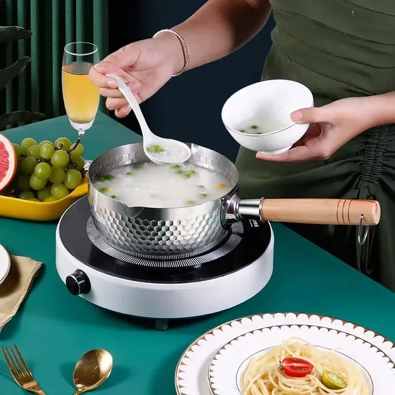 مقلاة من الفولاذ المقاوم للصدأ 316 بمقبض من الخشب الصلب مع خطاف مقلاة صلصة متعددة الأغراض مع فوهات صب، وعاء صلصة، وعاء الطبخ