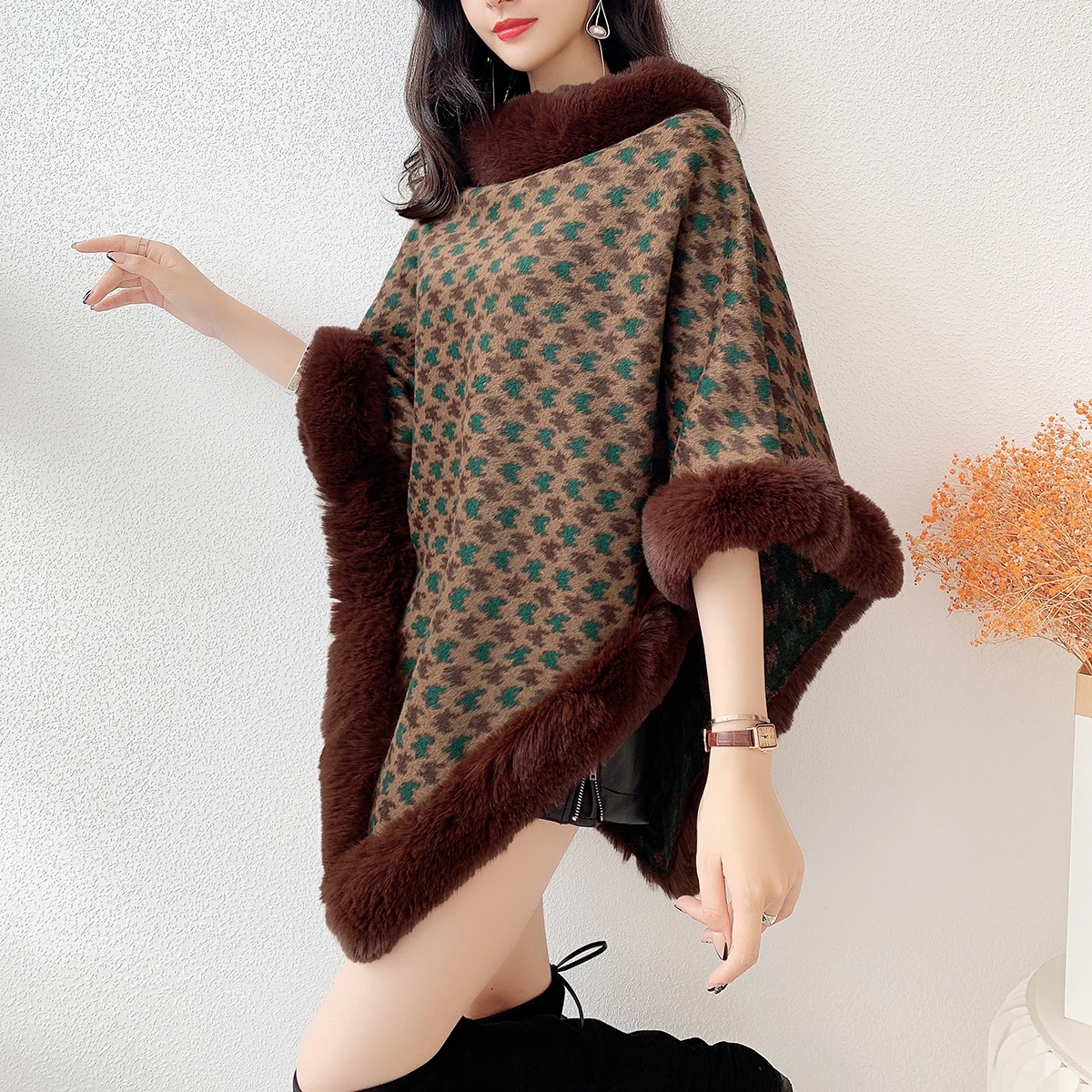 Faux Fur Cape Scarf shawl cloak with Houndstooth Pattern for Fall/Winter Fashion Warmth