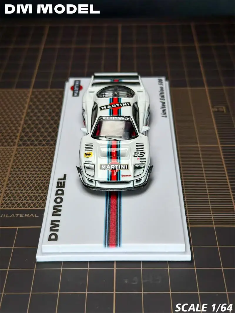 

Предзаказ: Модель автомобиля DM 1:64 F40 LB, литая под давлением, миниатюрная, в подарок