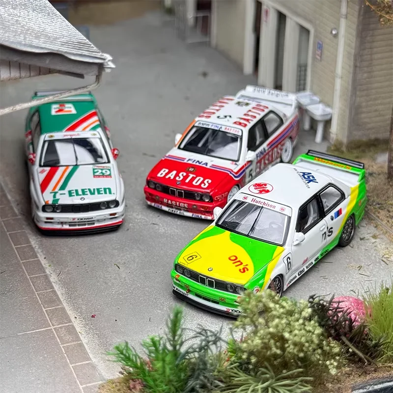 

Модель автомобиля Mortal 1:64 Scale M3 E30 MK1 Sedan DTM из сплава, сувенир, коллекционный предмет, подарок для хобби