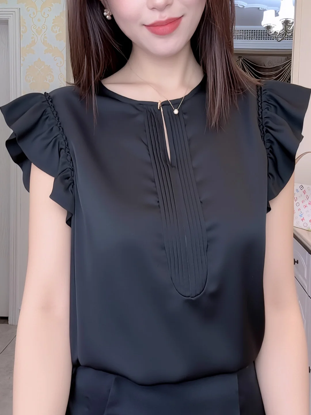 

Elegant Black Asymmetrical Hem Fly Sleeve Top Gtuq Luxury Feel Versatile Summer Fashionable Women's Clothing Korean Style
