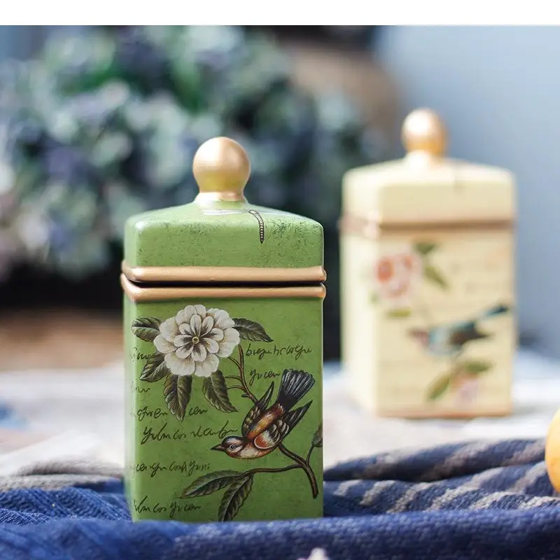 Flowers and Birds Pattern Storage Jars with Lids Ceramic Tea Caddy Candy Pots Desk Decoration Porcelain Jar Cereal Dispenser