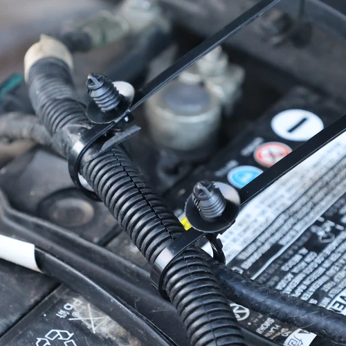 Imagen 2 del producto Bridas para cables de nailon con cabeza de rosca, correas de gestión de atado de cables automotrices autoblocantes, sujetador para cables de coche y camión, Clips fijos