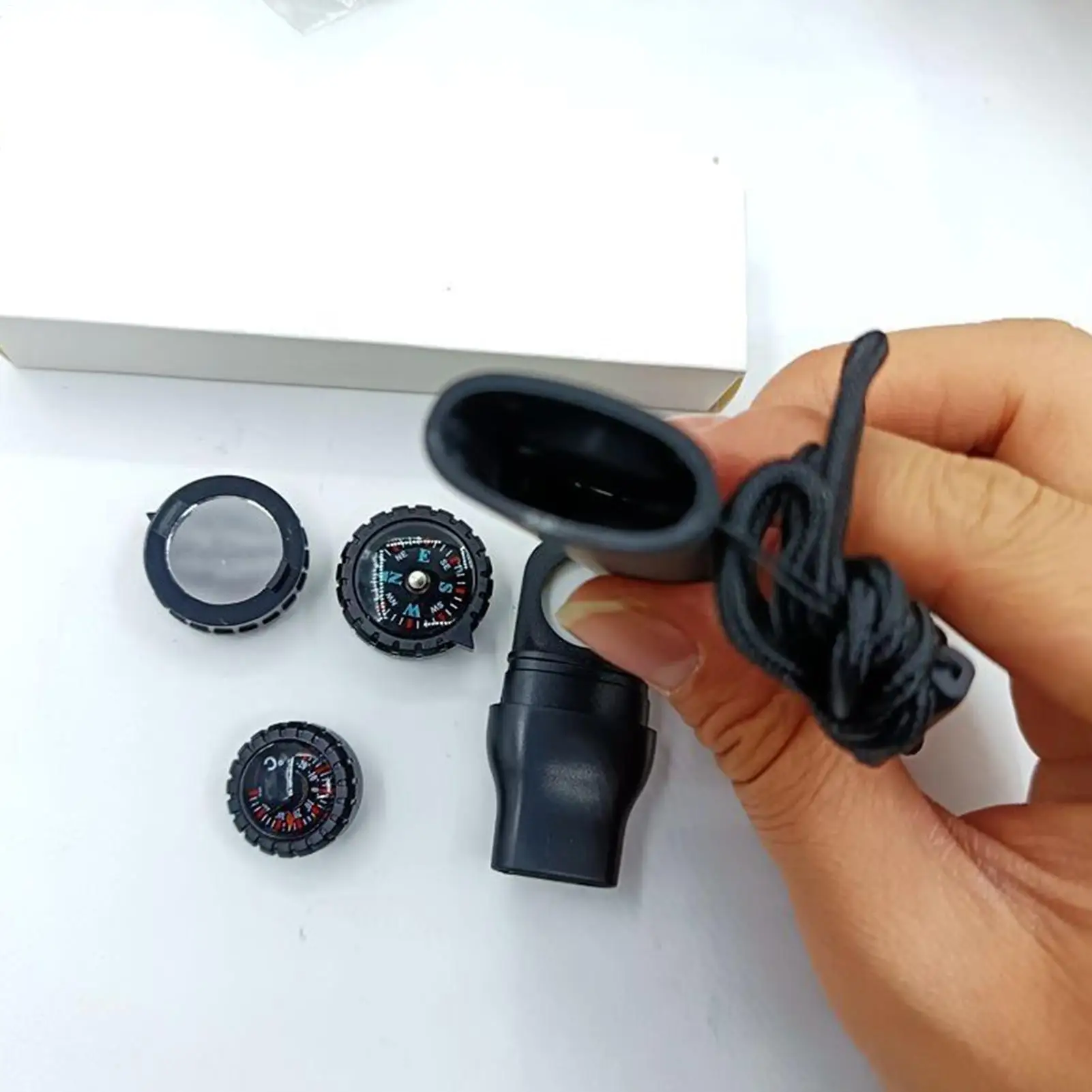 7in1 وظيفة بقاء الطوارئ صافرة في الهواء الطلق متعددة الوظائف صفارة إنقاذ مع الحبل البوصلة مصباح يدوي التخييم التنزه #3