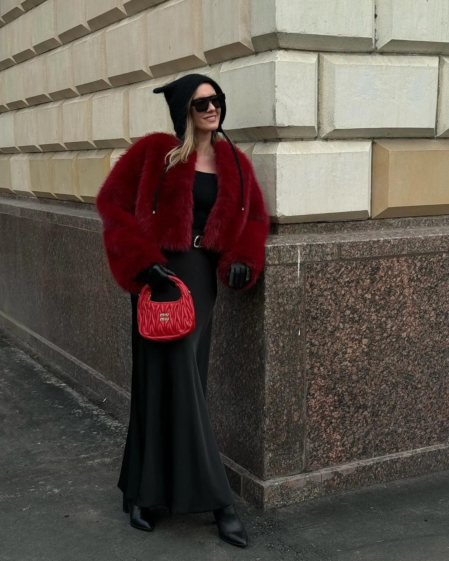 2025 outono inverno novo angora vermelho pele do falso casaco curto feminino solto grosso quente moda desin curto topo