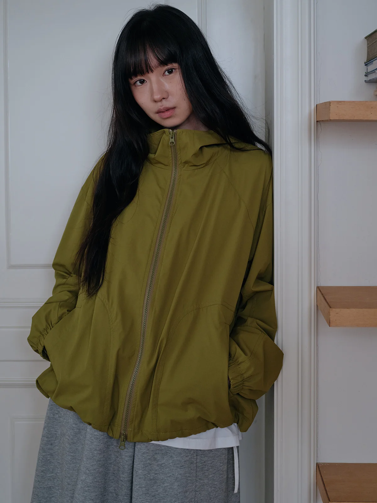 

Qui Dry Outdoor Jaet Casual Hooded Waterproof Windproof Women's Spring Nylon Fabric Polyester Elastic Fiber Zipper Closure