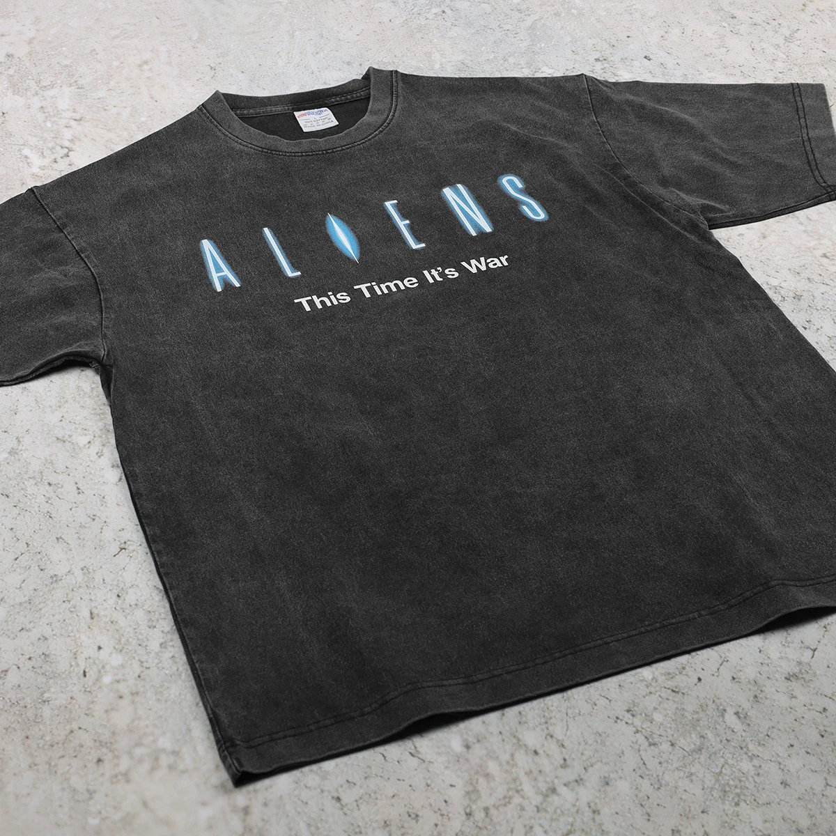Uzaylılar T-Shirt Klasik Si-Fi - Men'S Fashion From The 80S incelemesi ve fiyatı