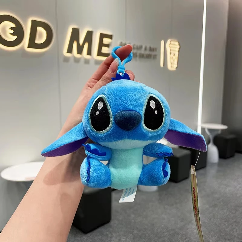 Poupées en peluche Disney Stitch pour enfants, jouets ange, modèles de dessin animé, porte-clés, sacs à dos mignons, pendentif en fourrure, ornements de confrontation, cadeau