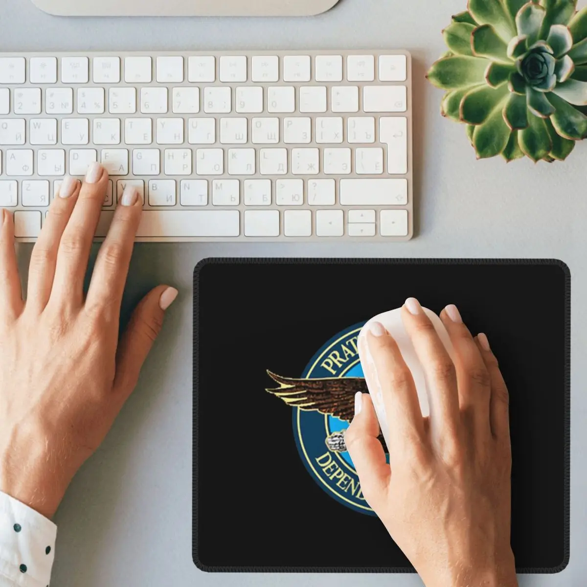 프랫 앤 와이트니 로고 신뢰할 수 있는 엔진 마우스 패드 컴퓨터 키보드 마우스 매트 게이머 PC 데스크 매트 사무실 테이블 매트