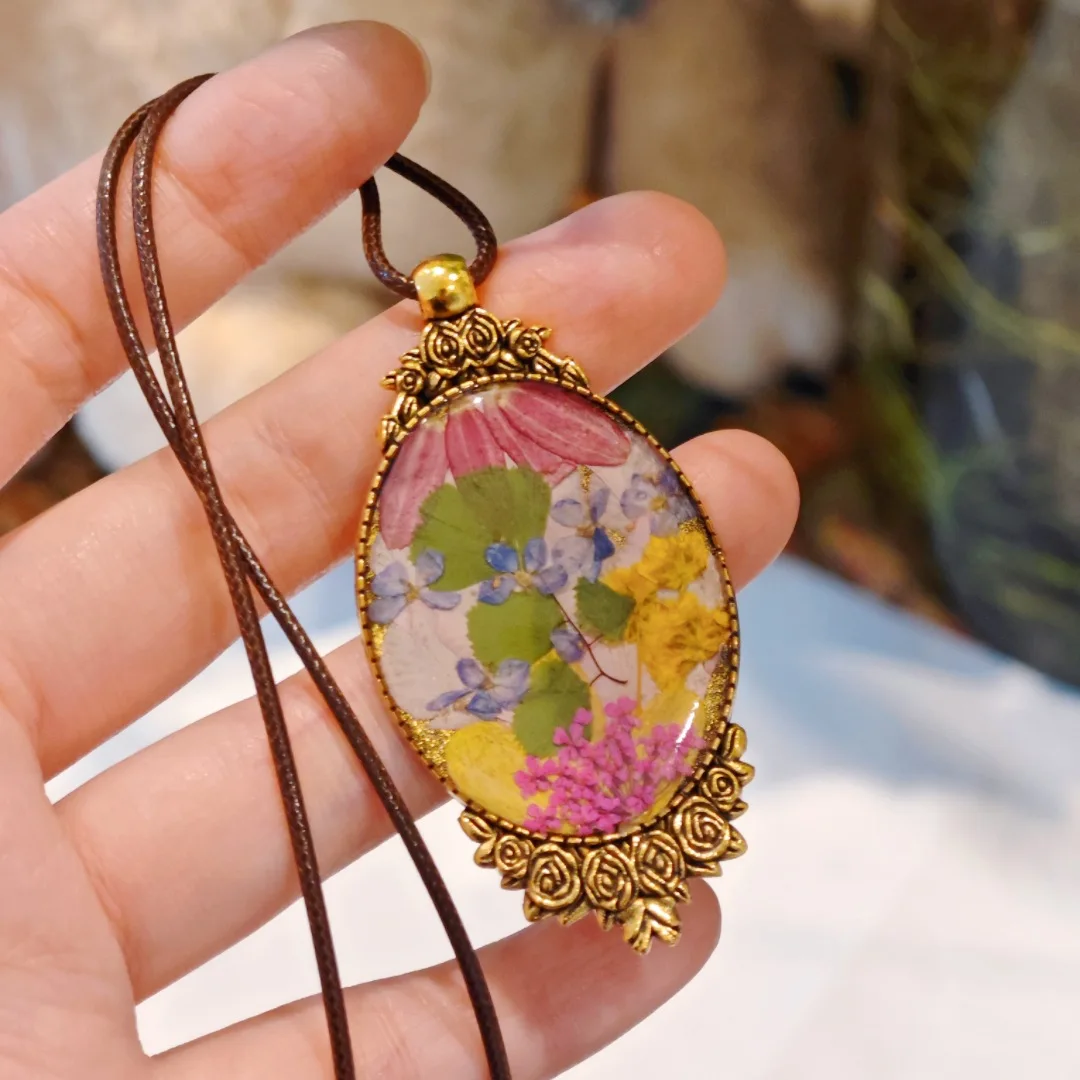 3300 Wholesale Handmade Vintage Plant Flower Specimen Necklace Sweater Chain Accessories Creative Christmas Birthday Gift