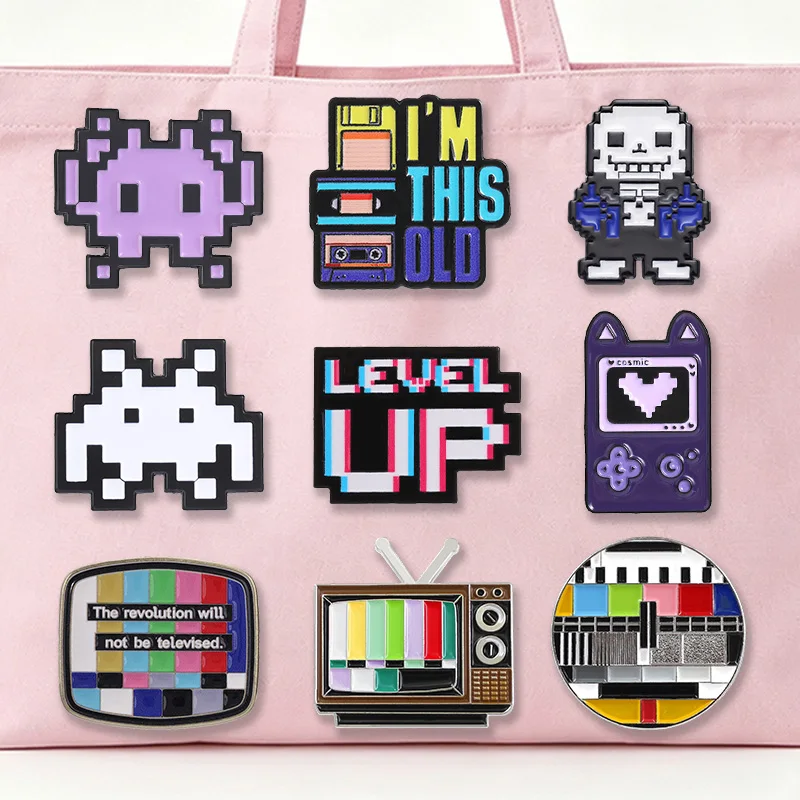9 Style Vintage 90s Nostalgia Enamel Pin Retro TV Pixel Game Brooches Fashion Jewelry Accessories Gifts For Friends