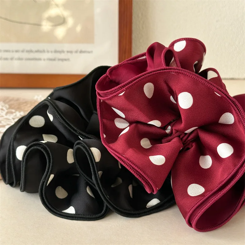 

2026 текстурированная атласная четырехслойная большая повязка для волос в горошек, новая высокоэластичная запирающаяся кромка, универсальная веревка для волос с шаровой головкой