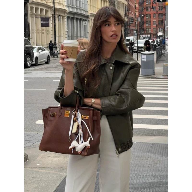 グリーンパッチワークレザーショートジャケットスタンドカラー長袖ルーズミニコート女性のためのカジュアルデイリーストリートウェア秋の女性