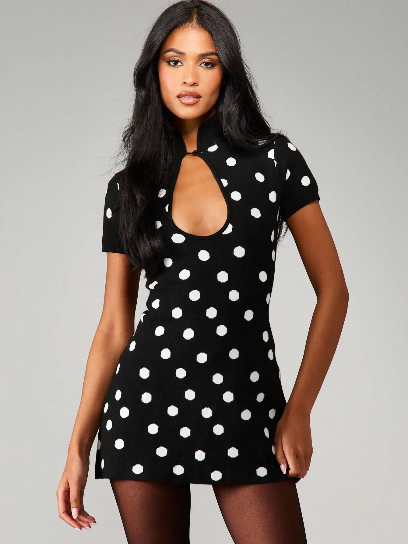 

Black White Polka Dot Knit Mini Dress with Keyhole Neckline Short Sleeve