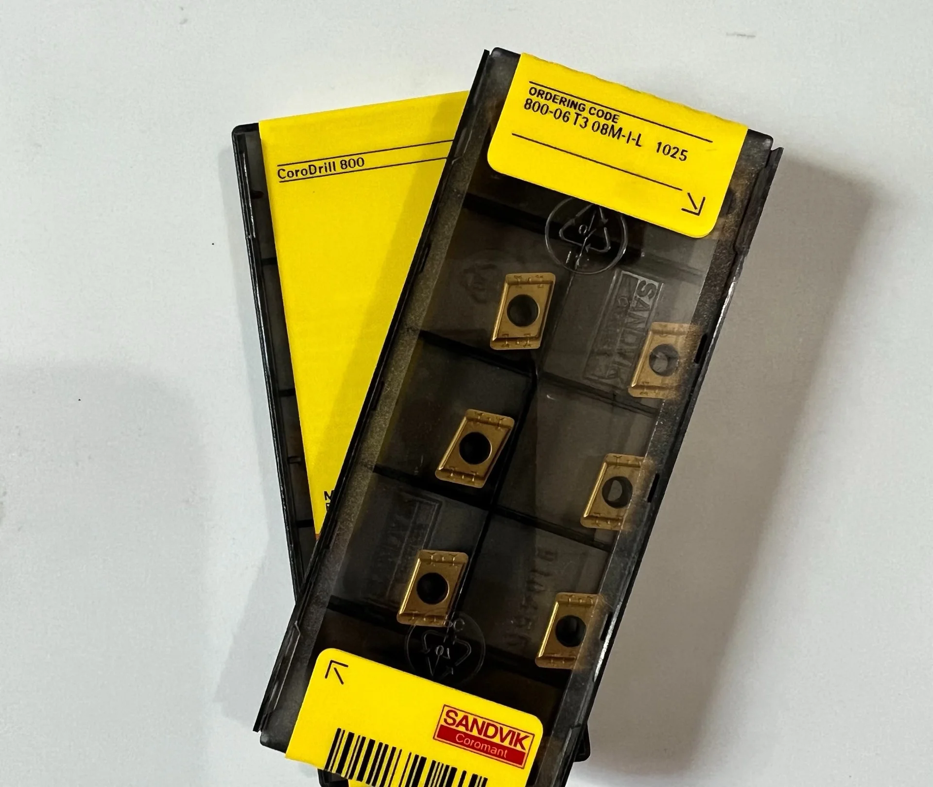 

Hard alloy cutting blades 800-06T308M-I-L 1025