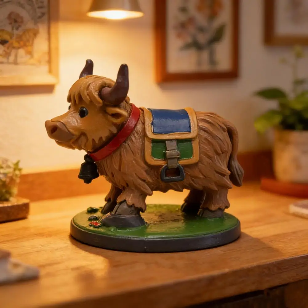 Highland Cow Ornament,Resin Hand-Painted Cute Small Cow Statue,Farmhouse Living Room Dining Table Decoration