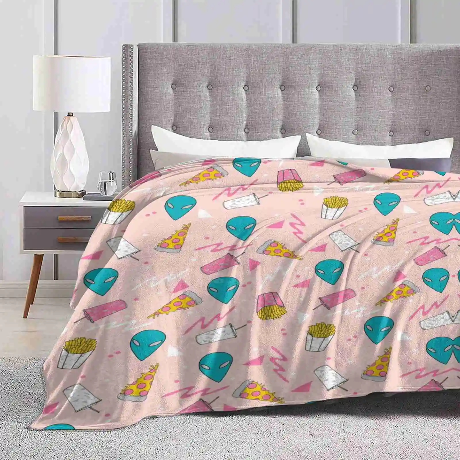 Alien Outer Space Cute Aliens French Fries Rad Sodas Pattern Print Blanket Soft Warm Travel Portable Blanket Alien Ufo Pizza