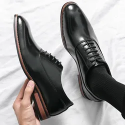 Zapatos de lujo de alta calidad para hombre, zapatos informales de moda para hombre, zapatos de vestir de cuero Oxford puntiagudos para boda, zapatos de caballero para oficina