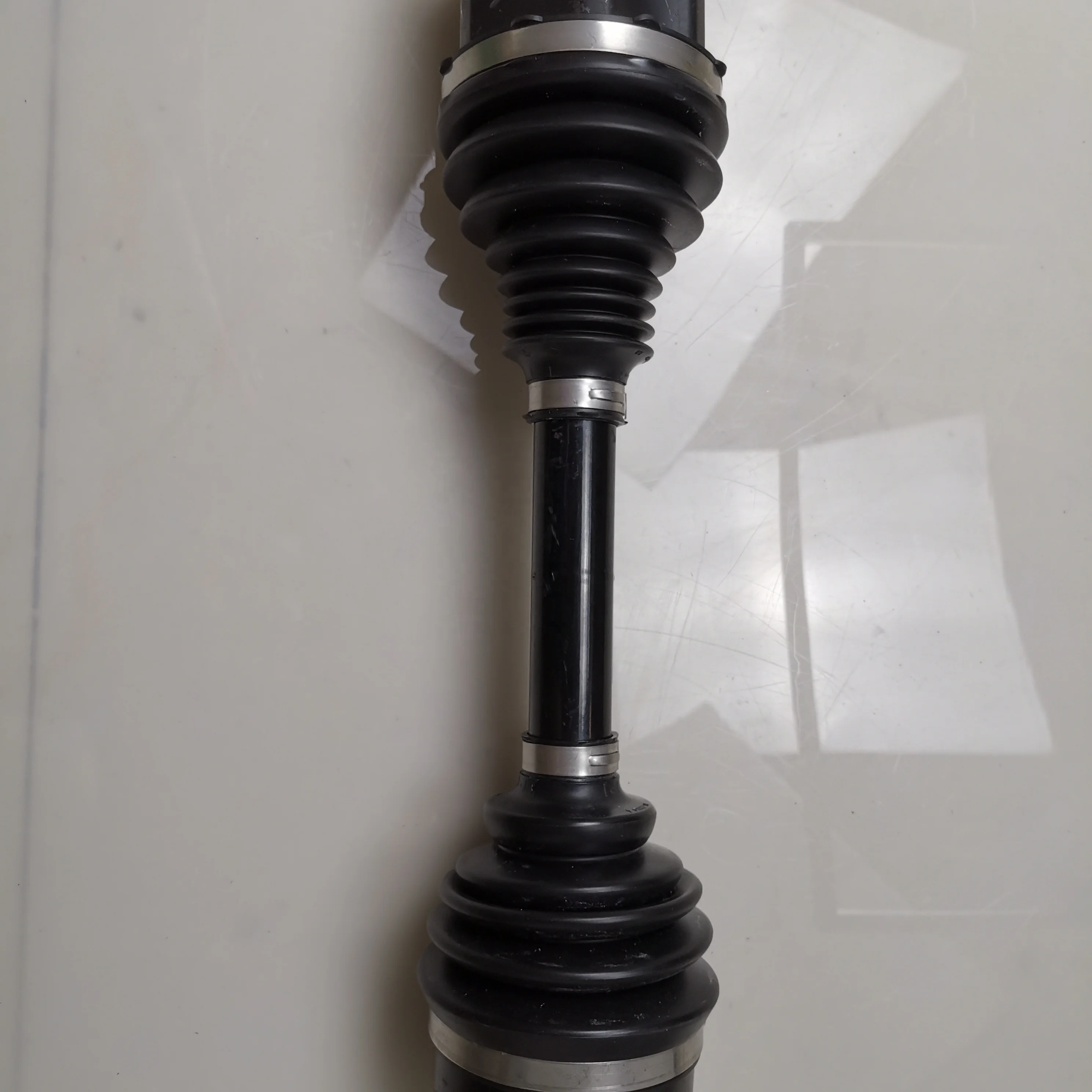 Original SAIC MAXUS T60 Front drive axle shaft C00048033