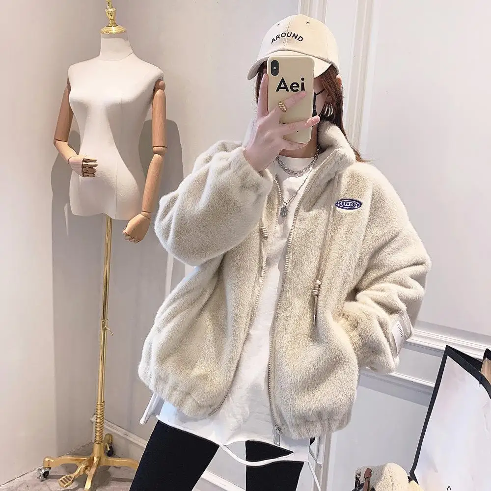 

2023 Autumn/Winter New Imitation Otter Rabbit Fur Grass Coat for Women's Korean Edition with Velvet and Thickened Standing