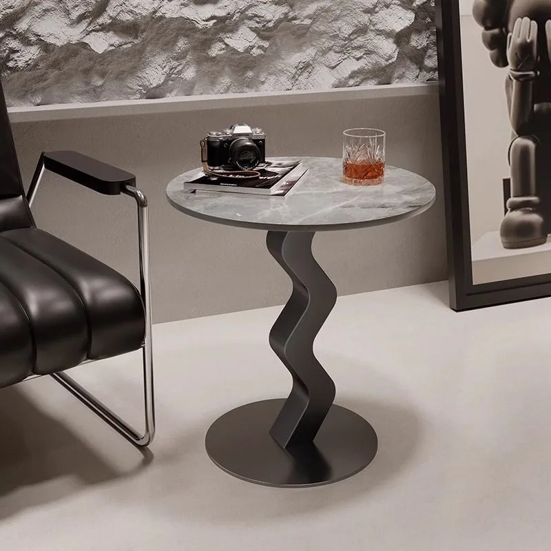 غرفة المعيشة الإبداعية الحديثة أريكة الصخور بلاطة حافة مستديرة عدد قليل من الحديثة بسيطة الحديد المطاوع الخفيفة الفاخرة #4