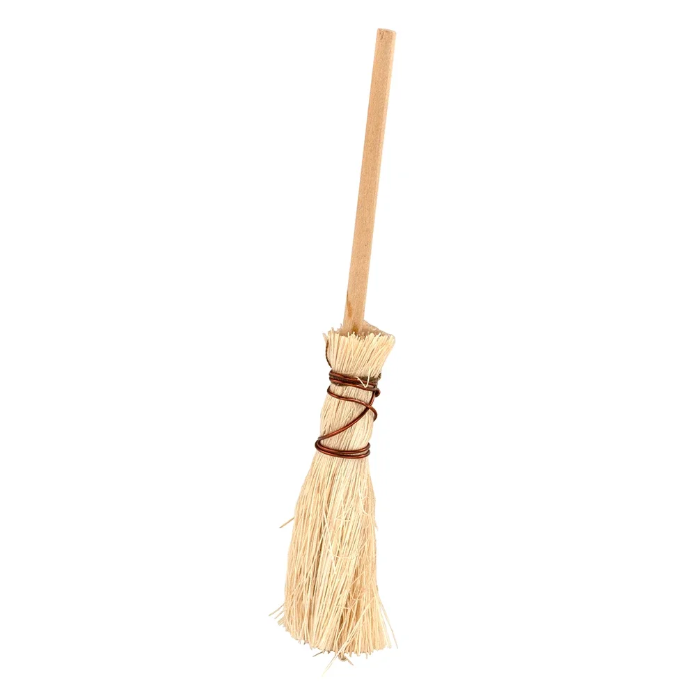 1Pcs 1/12 Dollhouse Miniature Accessories Mini Wooden Broom Model for Doll House Decoration ob11 bjd