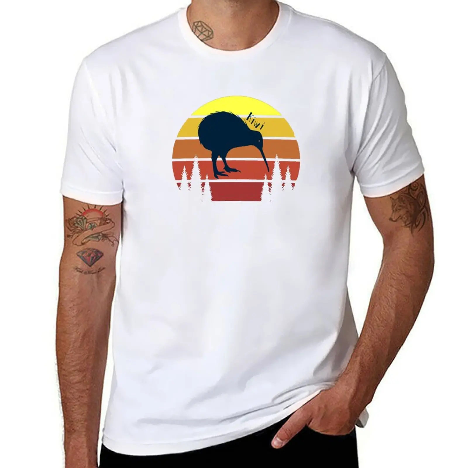 

Kiwi Bird Retro Sunset T-Shirt t shirts for man slim fit man t shirts for men casual T-Shirt